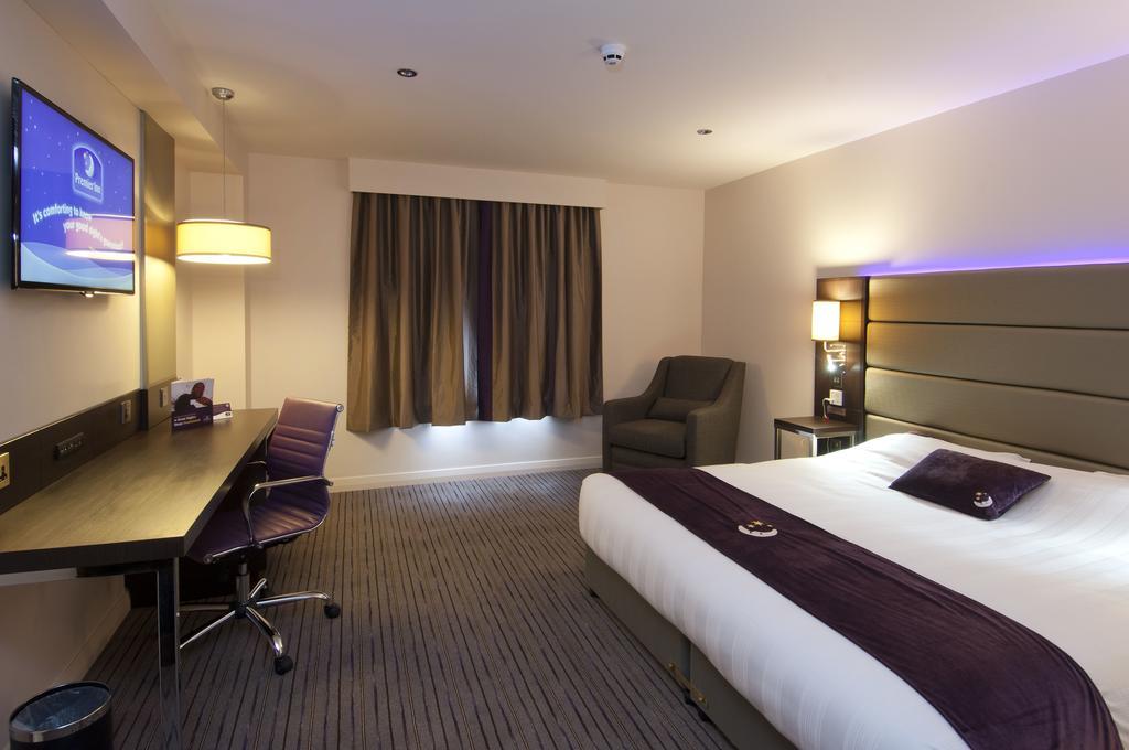 Premier Inn Dunfermline Exteriér fotografie