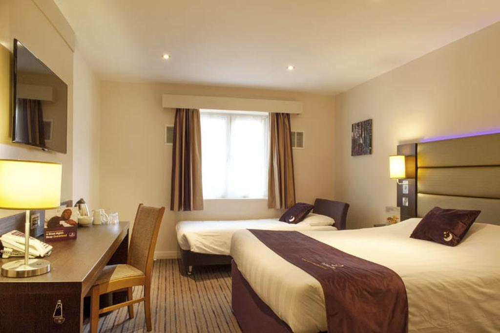 Premier Inn Dunfermline Pokoj fotografie